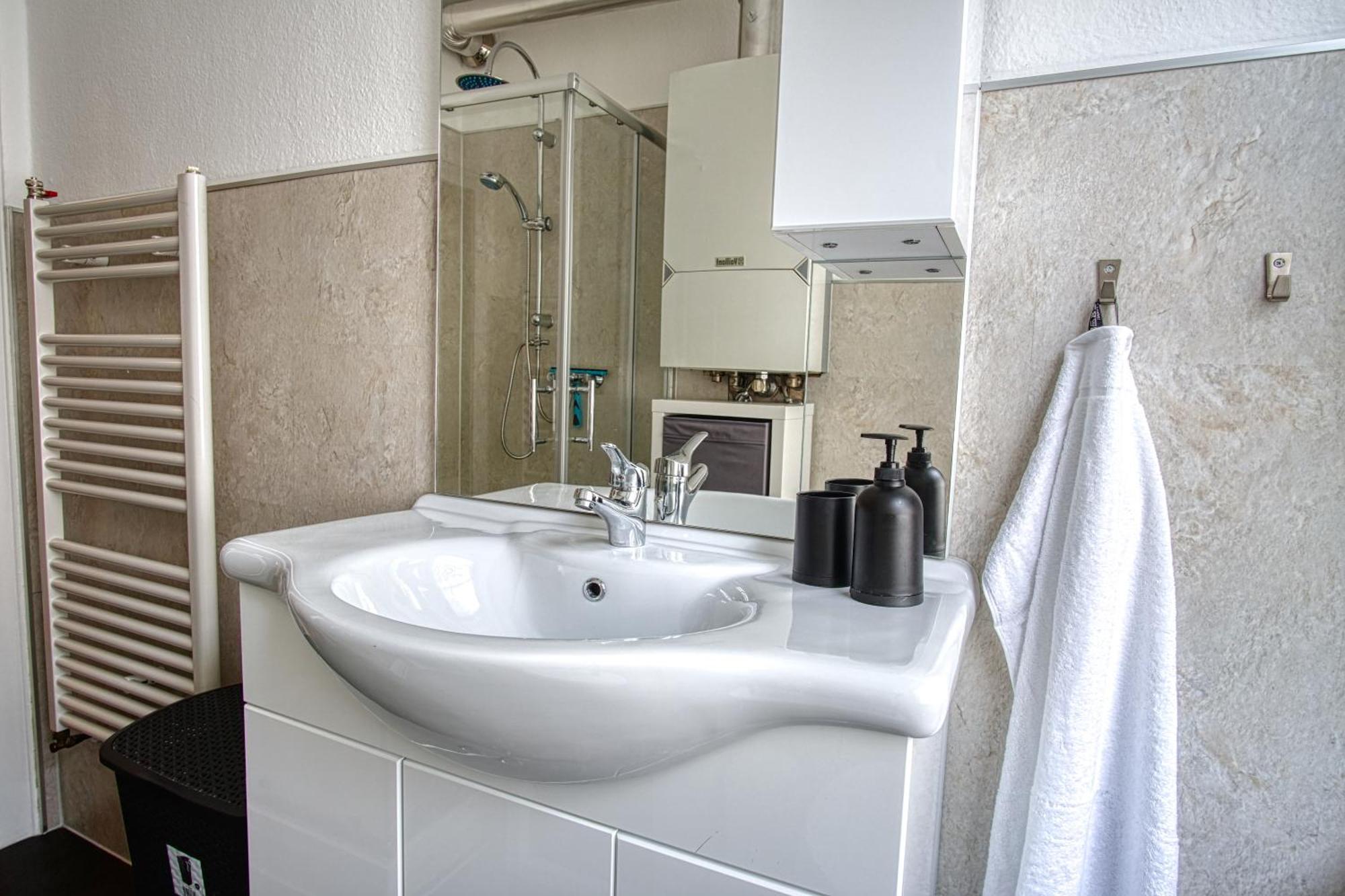 Homefy Sleep & Relax Apartment - Free Parking - Top Location เอสเซน ภายนอก รูปภาพ